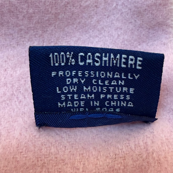 Charter Club Pink 100% Cashmere Scarf – Incredibly Soft Fringe Wrap - Picture 7 of 9